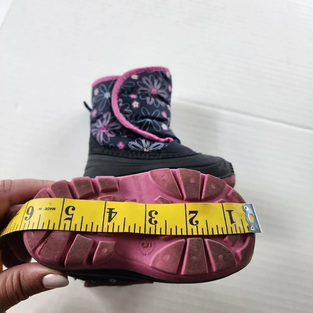 Kamik Baby toddler girl size 5 winter boots Purple floral
